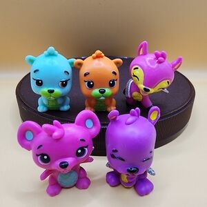 5 Hatchimals CollEGGtibles Season 2 Lot Beaveery Deeraloo Kangaroo